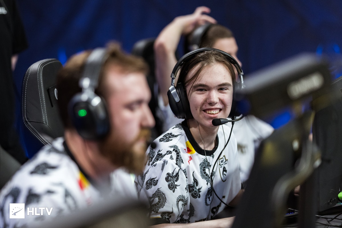 半场埋下了 半场埋下了