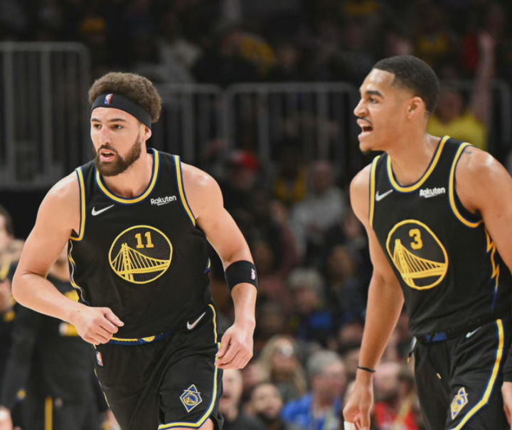 沉着冷静的 沉着冷静的