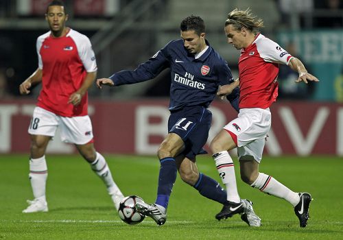 六人的加盟 六人的加盟