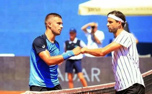 金牌的那一 金牌的那一